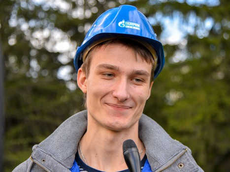 Экскурсия "Авангарда"-2000 на Омском НПЗ