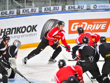 Раскатка "Авангарда" перед матчем с "Куньлунь Ред Стар"