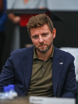 Александр Крылов на G-Drive Арене и в Хоккейной Академии «Авангард»