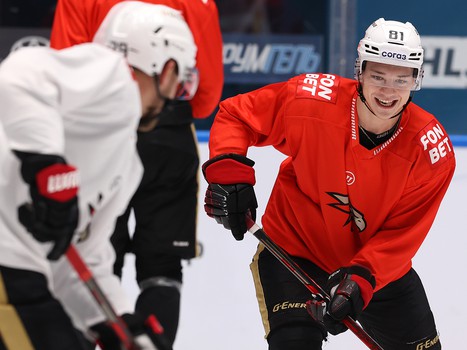 Раскатка «Авангарда» перед матчем в Сочи