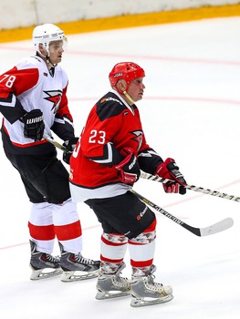 Сборная «Авангард» - Сборная «Газпром нефть» 10:4