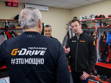 Даниил Квят на тренировке «Авангарда»