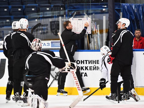 "Авангард" провел раскатку в Минске перед матчем с "Динамо" 
