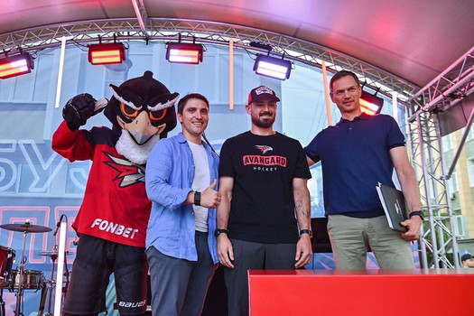 Артём Блажиевский на вечеринке Буэнос Летос