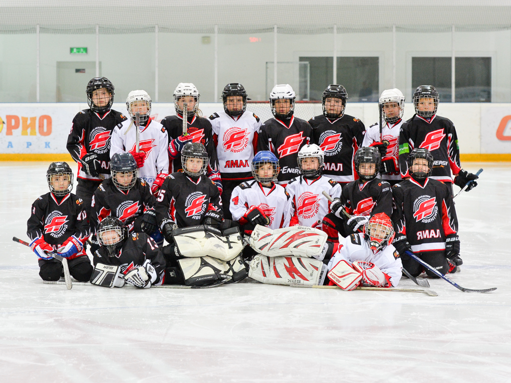 Второй сбор команды Хоккейной академии "Авангард" из Тарко-Сале в Омске