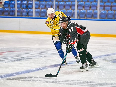 Товарищеский матч. "Авангард" - "РоКи" 3:1