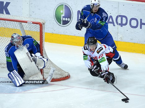 18.08.2013 "Авангард" - "Нефтехимик" 3:5