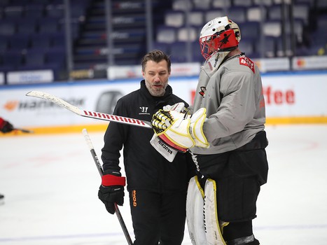 Тренировка «Авангарда» перед пятым матчем серии с «Ак Барсом»