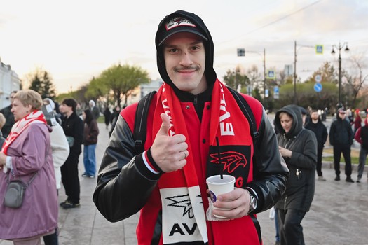 Фан-зона «Авангарда» на Пешеходном Любинском