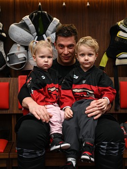 19.10.2025. «Авангард» - «Автомобилист» 3:2 ОТ