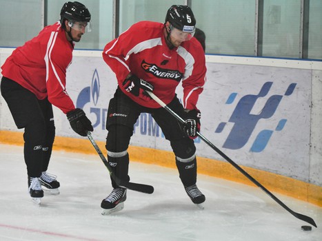 Ледовая тренировка "Авангарда"