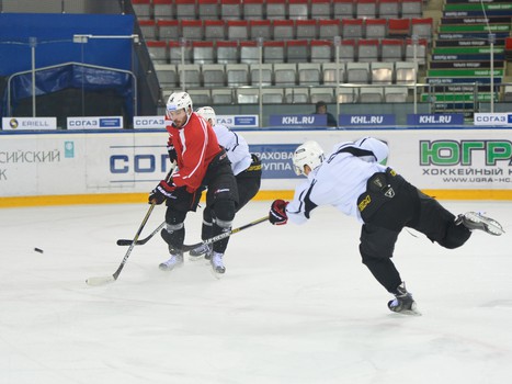 Тренировка "Авангарда" в Ханты-Мансийске