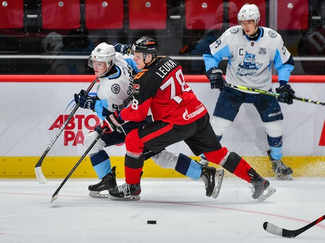 Первая официальная игра на G-Drive Арене: «Омские Ястребы» – «Сибирские Снайперы»