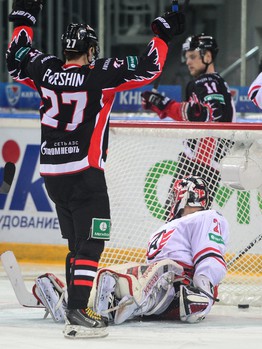 12.01.2015 "Авангард" - "Автомобилист" 2:1