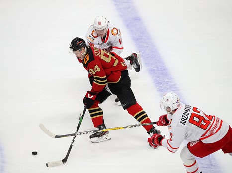 02.03.2021. 1/4 финала, 1 матч. «Авангард» - «Автомобилист» 3:0