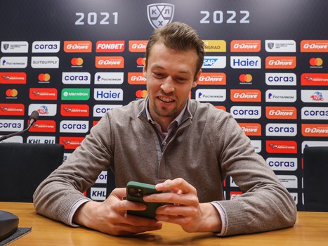 Даниил Квят на тренировке «Авангарда»