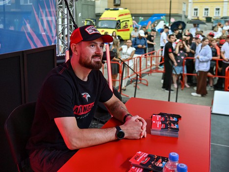 Артём Блажиевский на вечеринке Буэнос Летос