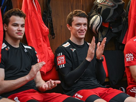 Первая ледовая тренировка «Авангарда»