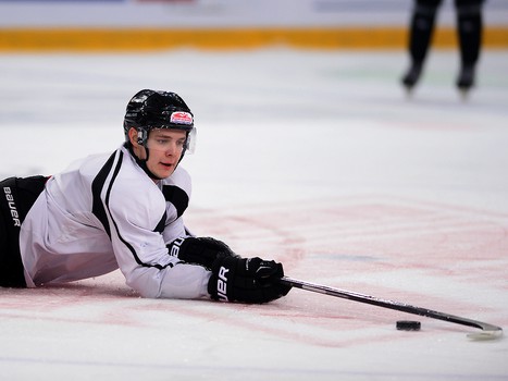 Двусторонний матч - просмотр молодежи