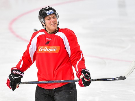 Открытая тренировка "Авангарда" для СМИ перед стартом плей-офф