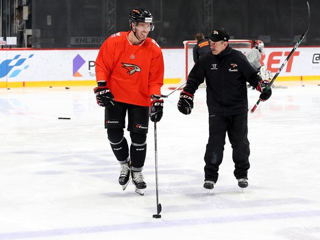 Тренировка «Авангарда» во время паузы в чемпионате