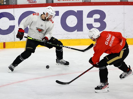 Тренировка «Авангарда» перед матчем в Екатеринбурге