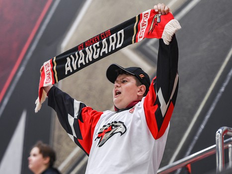 Полуфиналы и матчи за 5-8 места Первенства ЮХЛ в Омске