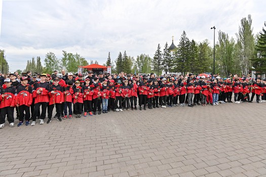 Возложение цветов в Парке Победы