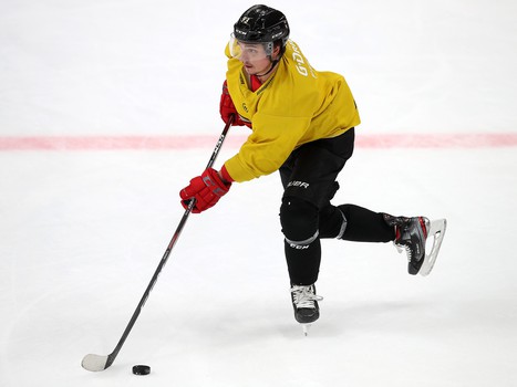 «Авангард» продолжает тренировки