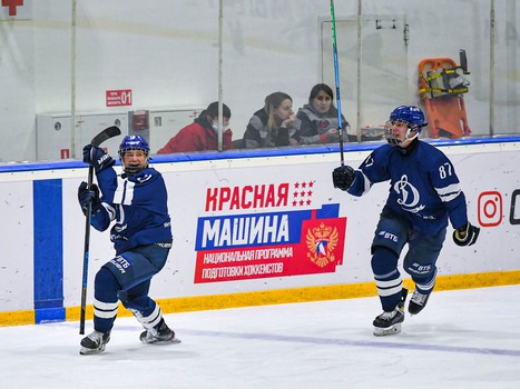 Пятый игровой день финала Первенства ЮХЛ в Омске