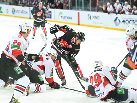 26.10.2013 "Авангард" - "Трактор"