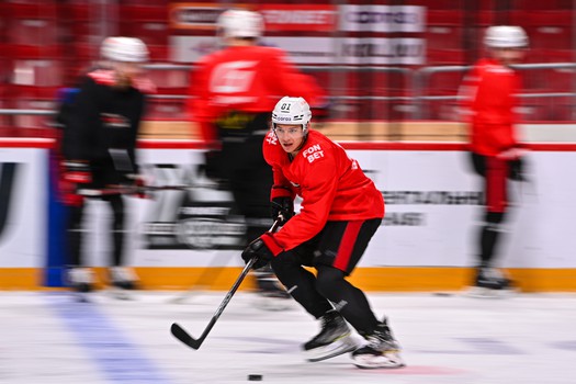 Раскатка «Авангарда» перед матчем в Челябинске