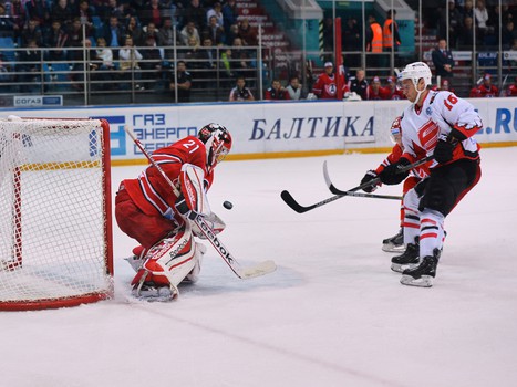 18.09.2015. "Автомобилист" - "Авангард" 3:2ОТ