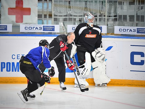 Раскатка "Авангарда" перед матчем с "Торпедо"