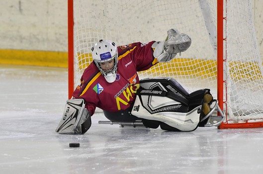 Турнир по следж-хоккею в Омске, день 1
