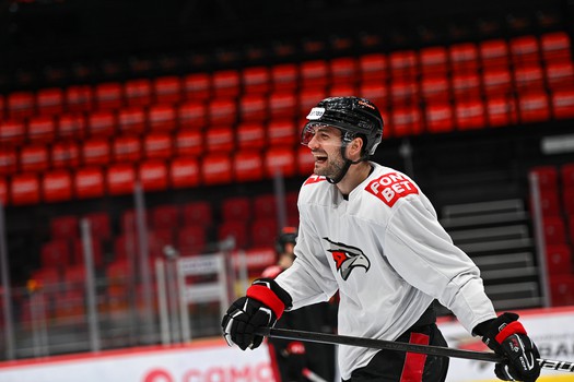 Тренировка «Авангарда» перед четвёртым матчем серии с «Металлургом»