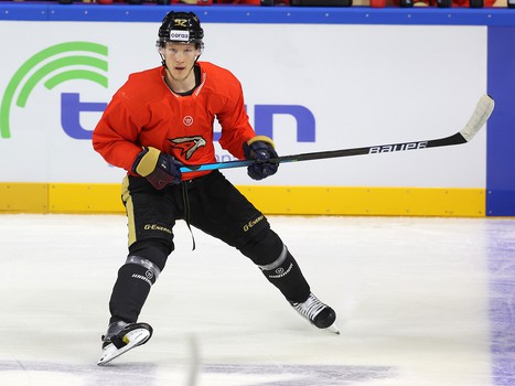 Тренировка «Авангарда» перед матчем с «Ак Барсом» в Дубае