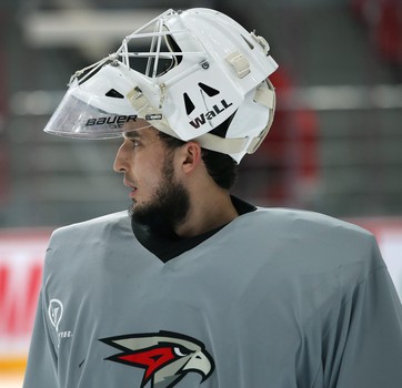 Новичок «Авангарда»: вратарь Эмиль Гарипов