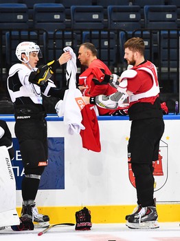 "Авангард" провел раскатку в Минске перед матчем с "Динамо" 