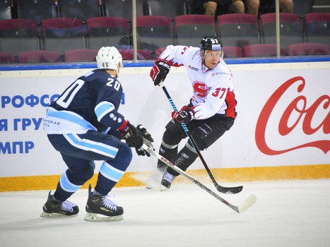 13.08.2016. Мемориал Ромазана-2016. "Сибирь" - "Авангард" 0:2