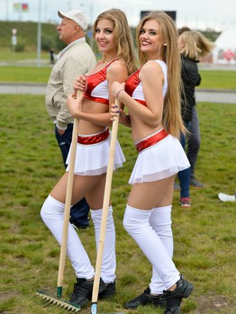 "Территория Авангарда". Часть 1. Площадь у "Арены Омск"