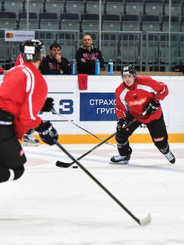 Раскатка "Авангарда" перед матчем с "Медвешчаком"