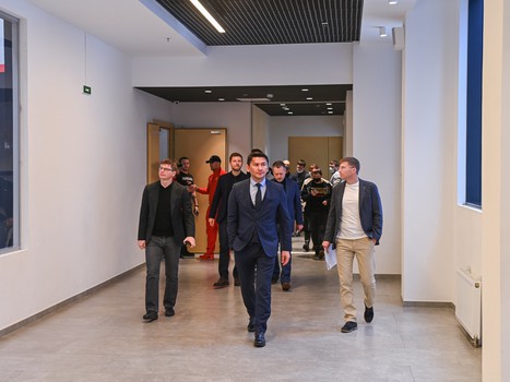 Андрей Аршавин побывал в Академии «Авангарда»