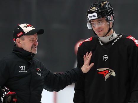 Тренировка «Авангарда» во время паузы в чемпионате