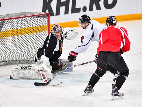 Раскатка "Авангарда" перед матчем с минским "Динамо"