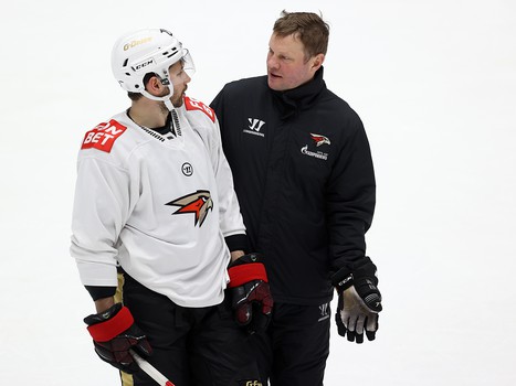 Раскатка «Авангарда» перед матчем в Хабаровске