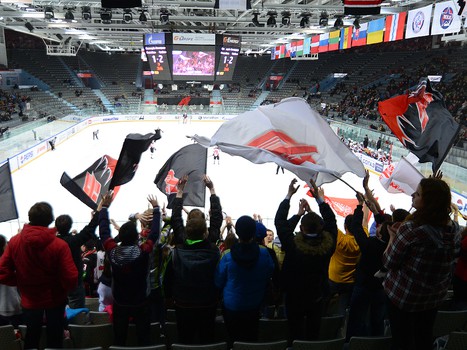 1/4 финала плей-офф МХЛ. Матч №4. "Омские Ястребы" - "Белые Медведи" 1:2