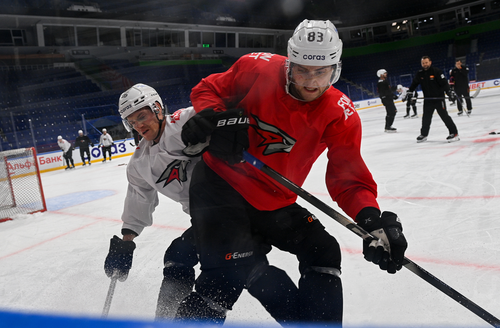 Тренировка «Авангарда» перед матчем в Уфе