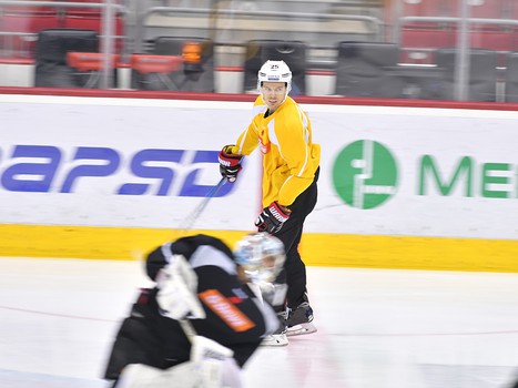 Раскатка "Авангарда" перед выездным матчем с "Трактором"