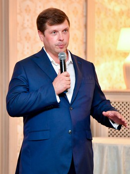 Благотворительный вечер для воспитанников хоккейной школы "Авангард"